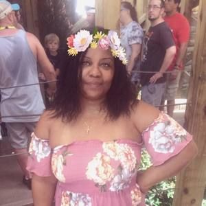 Meet your Posher, Maisha